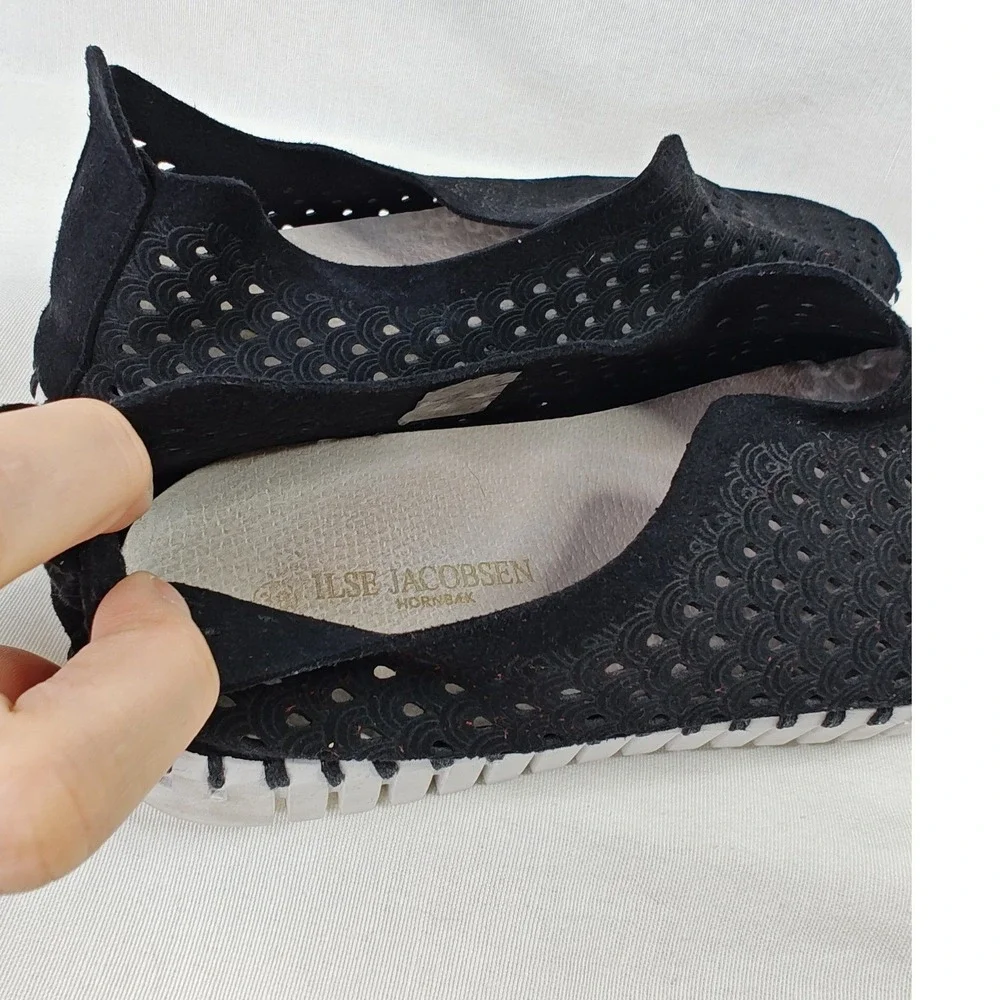 Ilse Jacobsen Tulip 139 Slip On Sneakers‎ 38 Black Laser Cut Scalloped Flats
